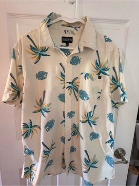 SESSIONS Cream Shirt with Teal and Yellow Tropical Print. Mens large